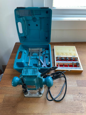 Makita Plunge Router Lot 3620