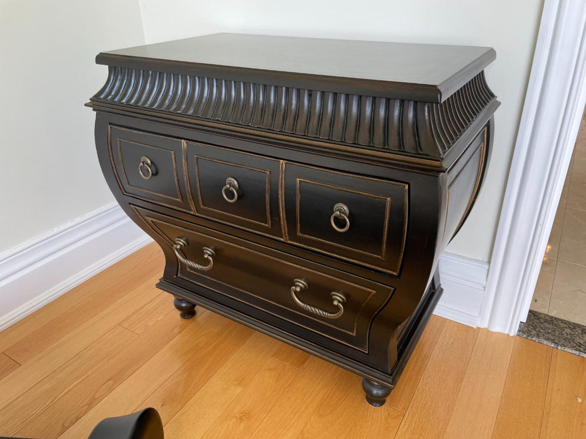 Accent Chest of Drawers