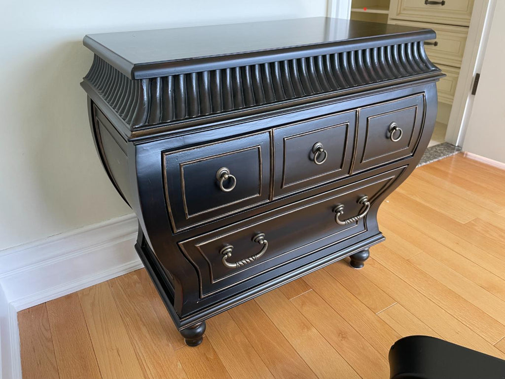 Accent Chest of Drawers