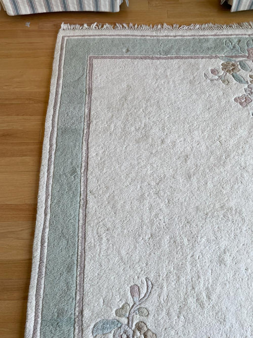 100% Wool Area Rug (9ft x 6ft)