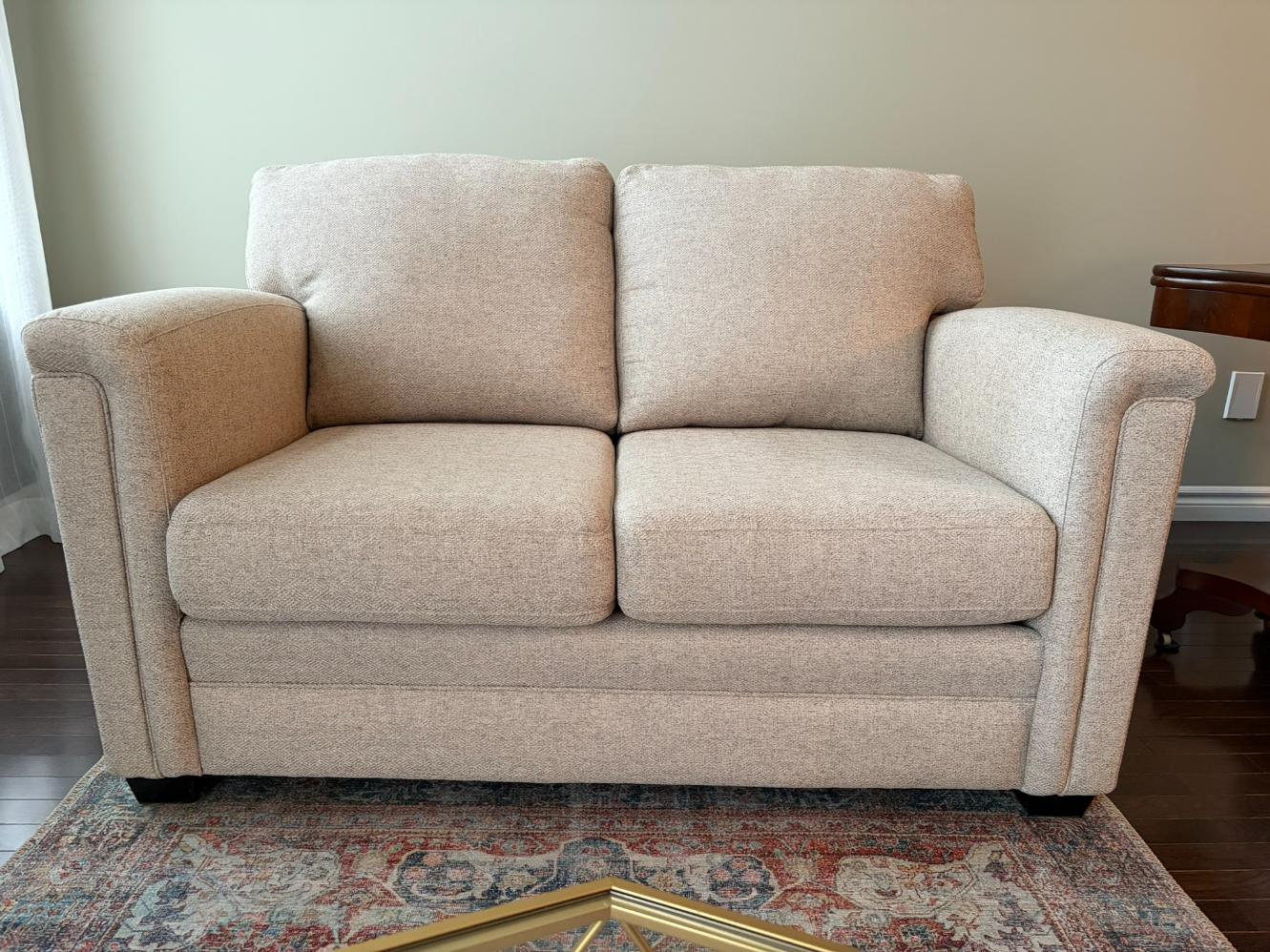Loveseat Lot #