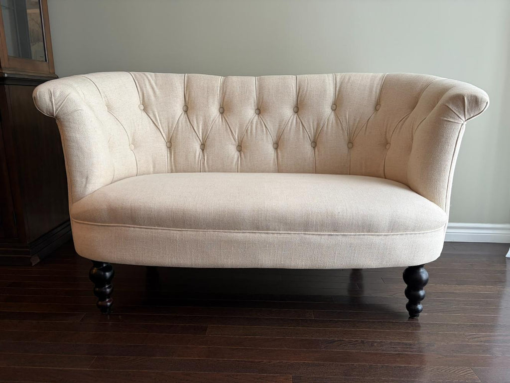 Loveseat Lot #