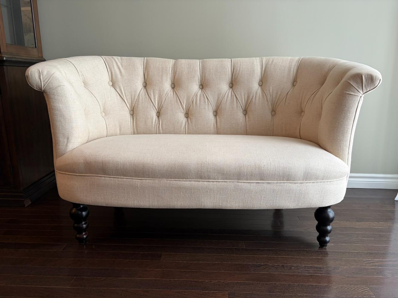 Loveseat Lot #