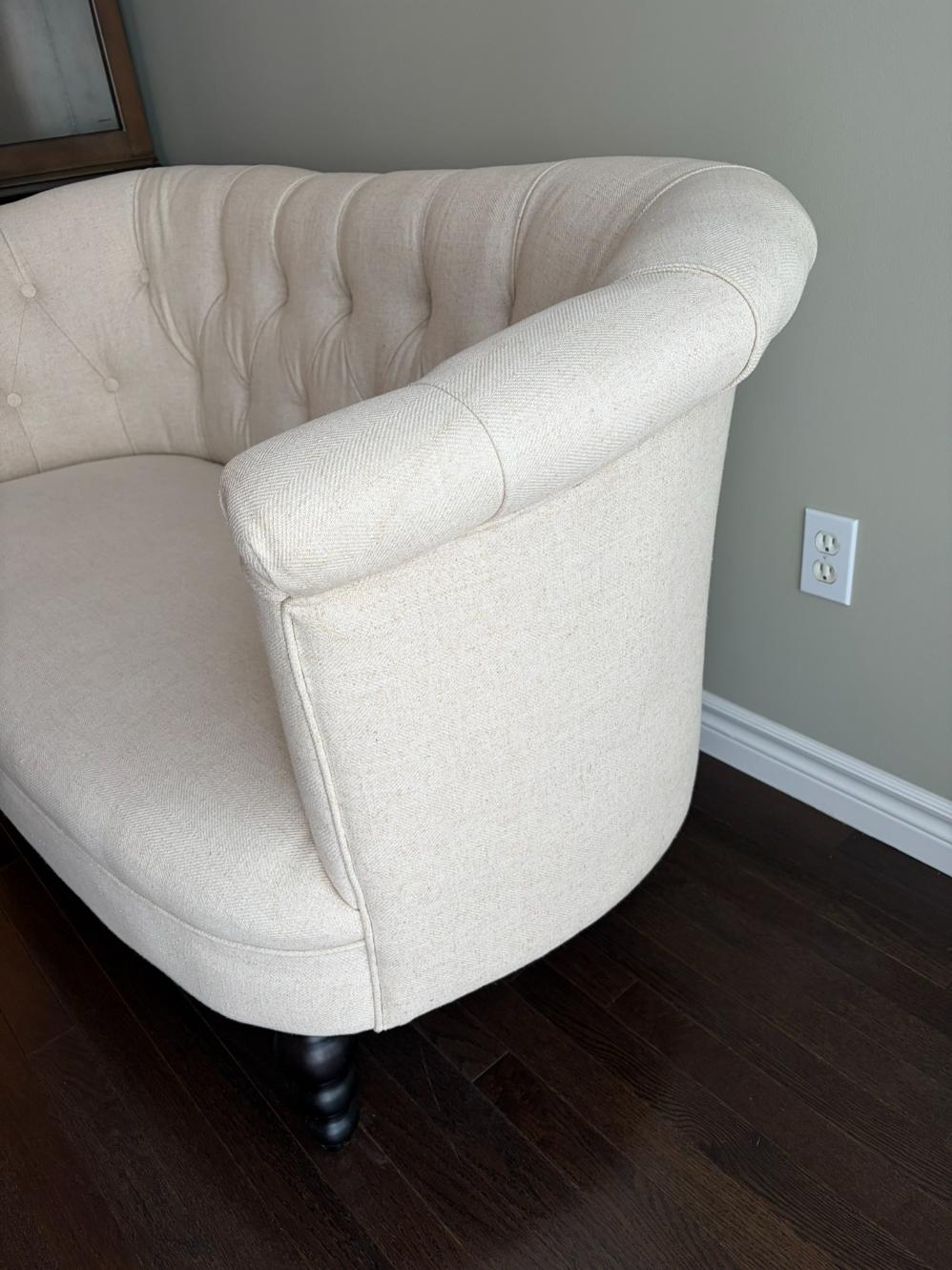 Loveseat Lot #
