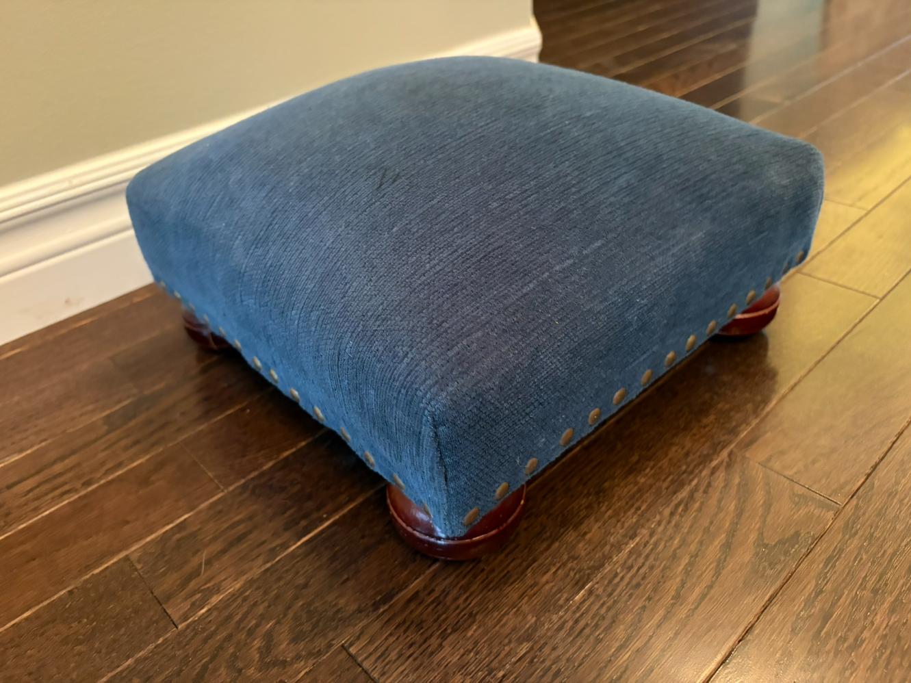 Small Footrest