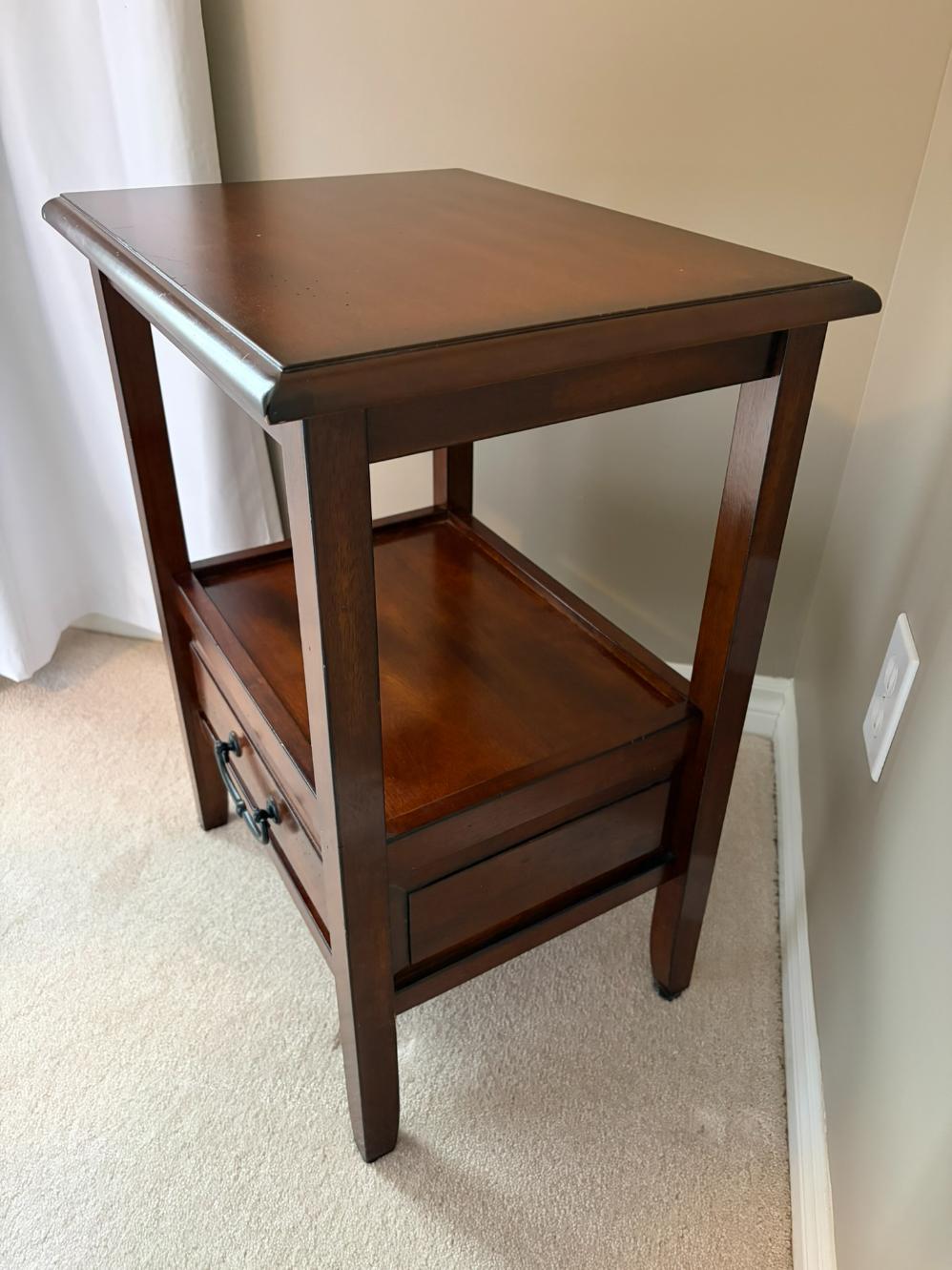 Single Nightstand Lot #