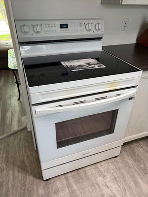 Samsung Electric Range Stove NE63A6511SW