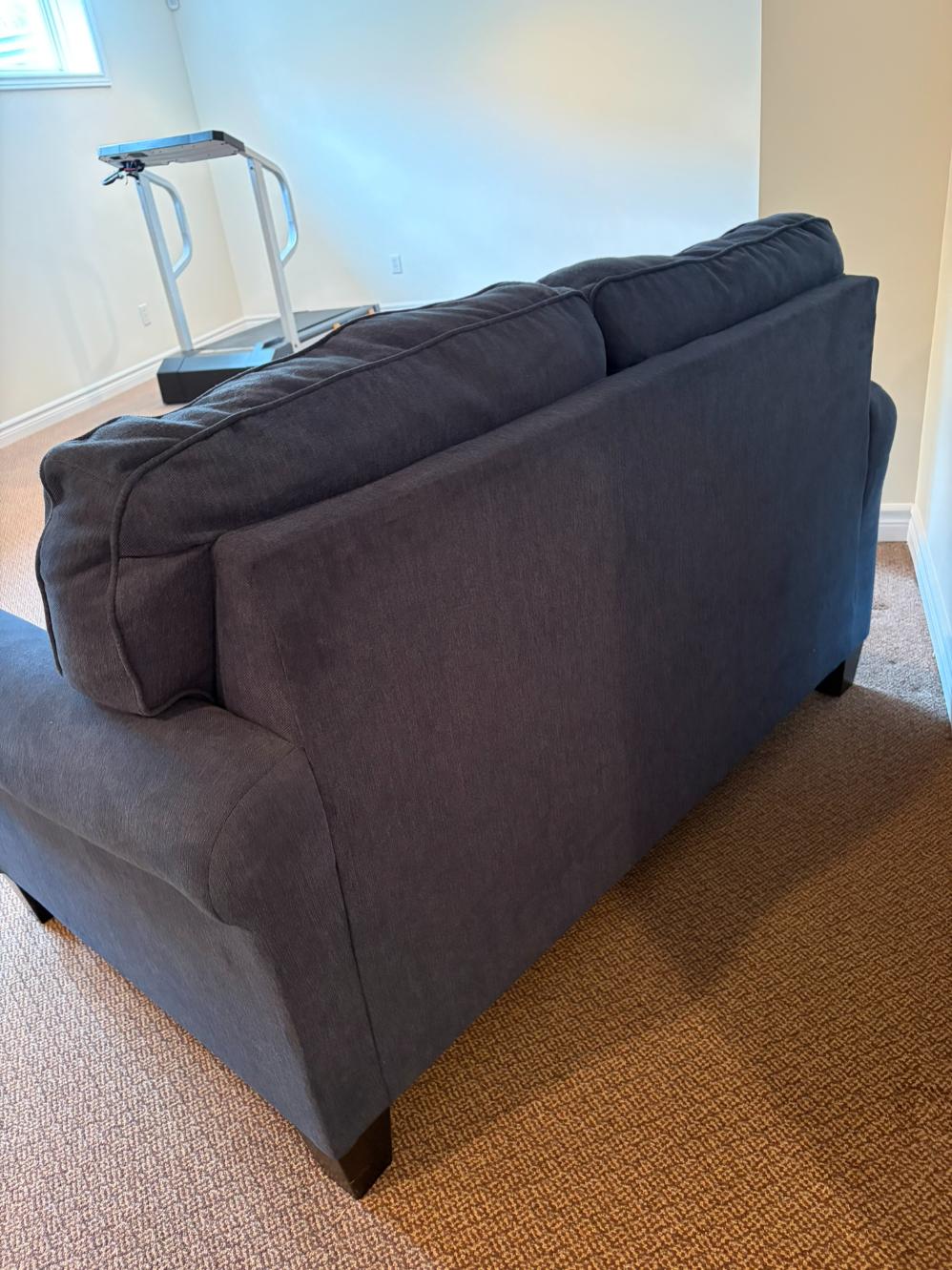 Loveseat Lot #