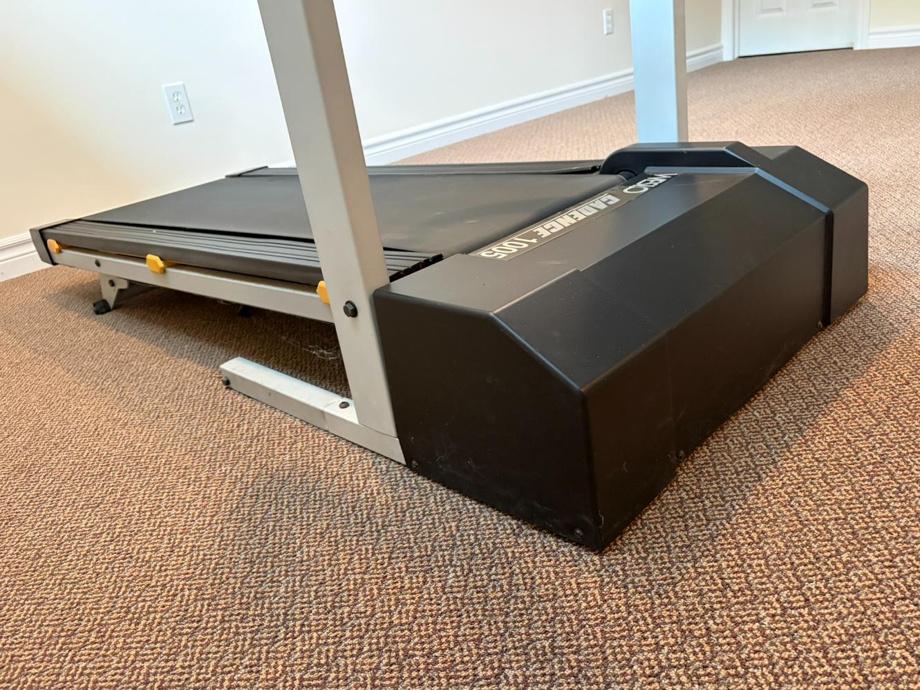 Weslo Cadence Treadmill 1005