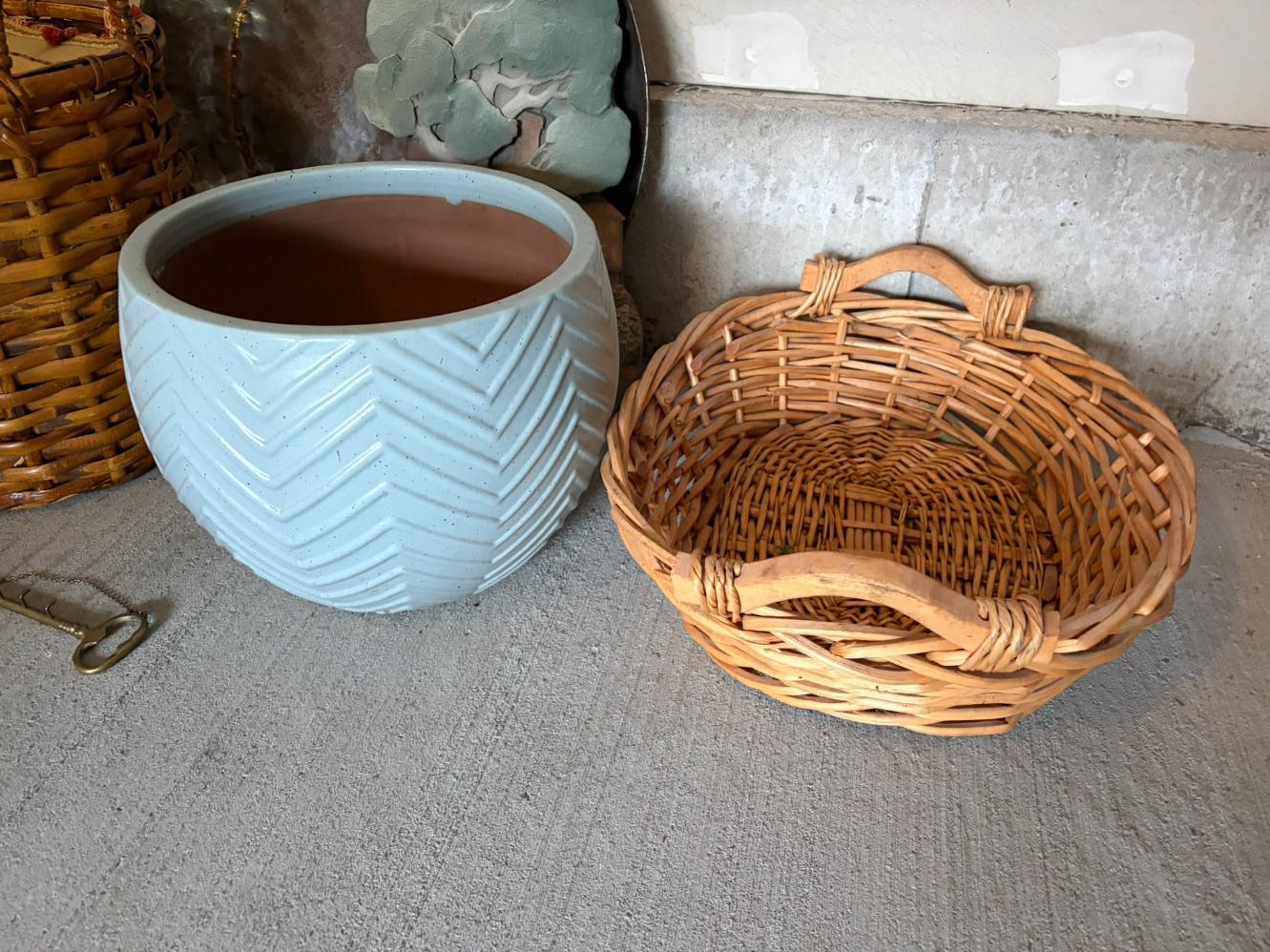 Miscellaneous Garage Lot