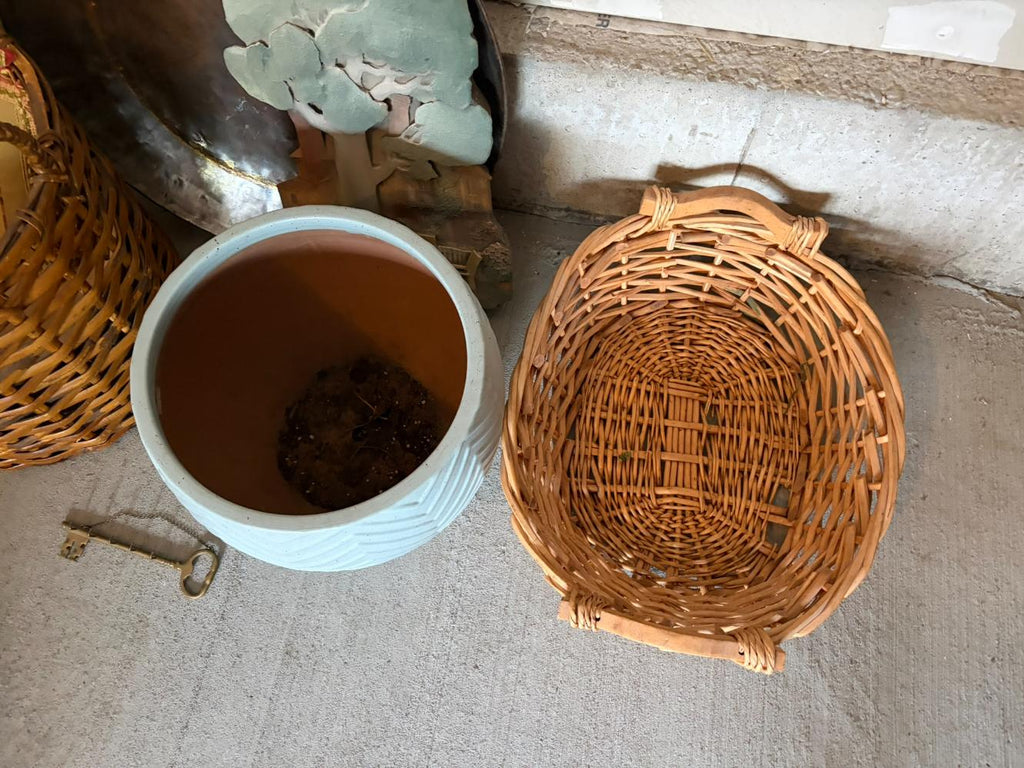 Miscellaneous Garage Lot