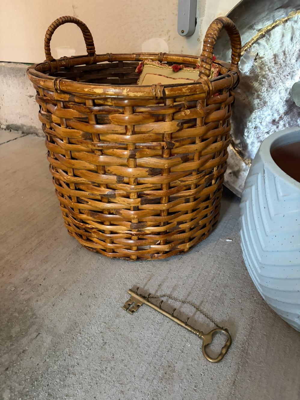 Miscellaneous Garage Lot