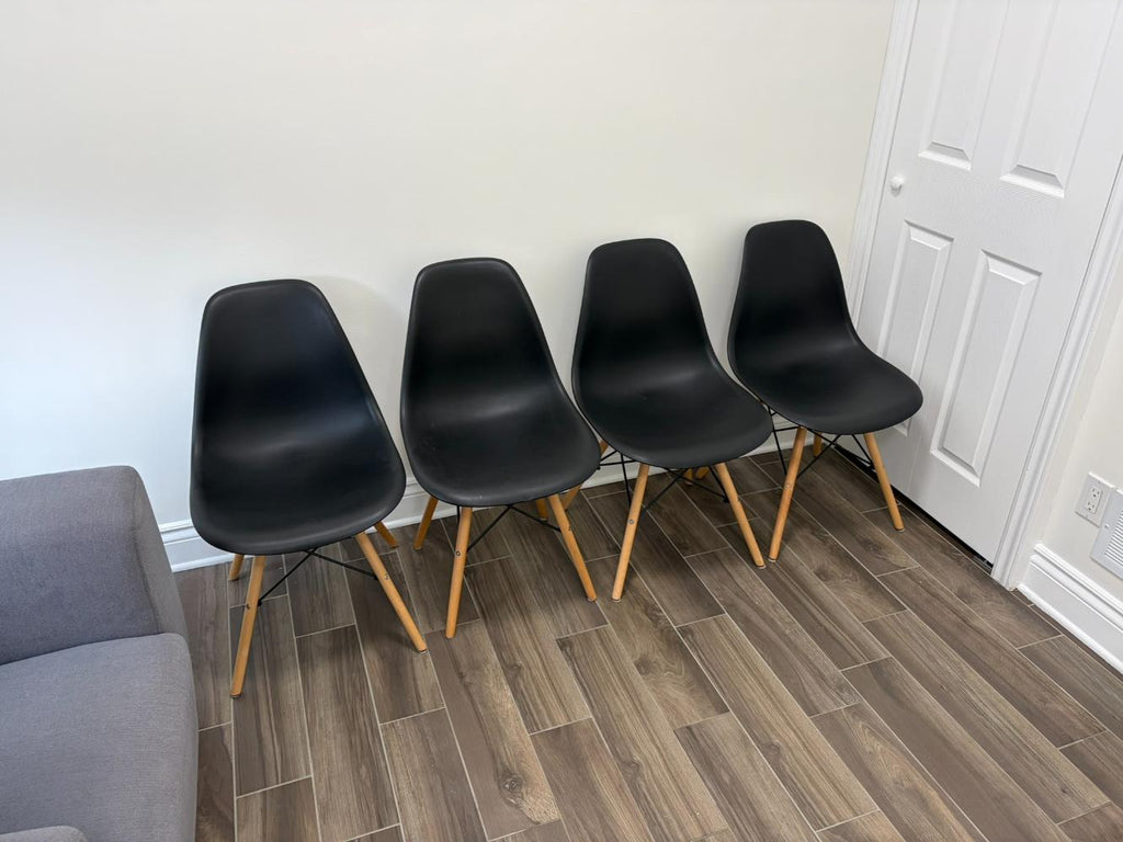 Set of 4 Dining Chairs