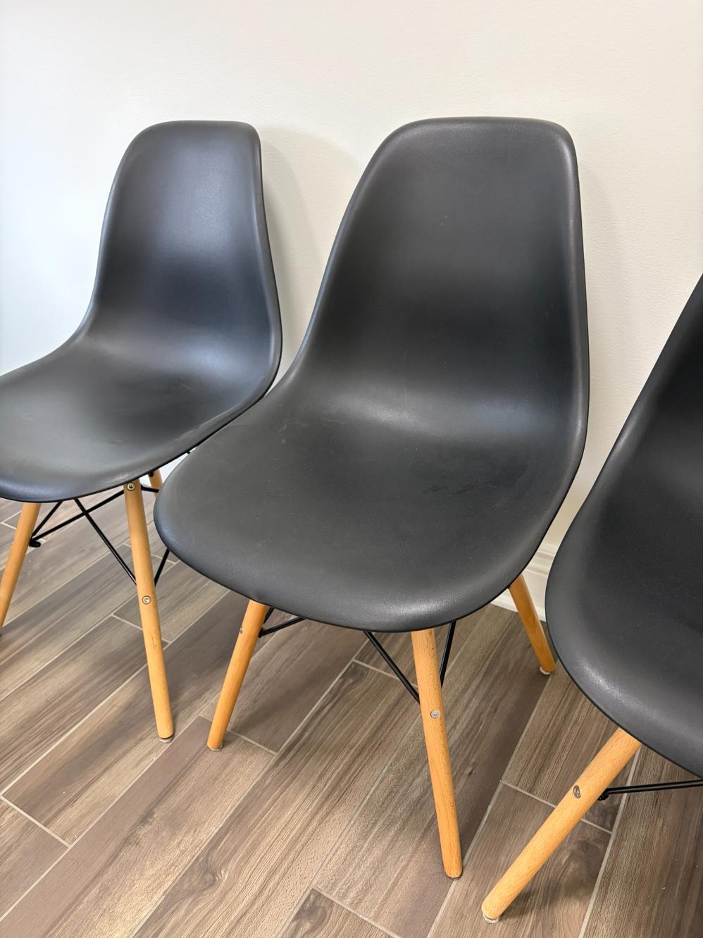 Set of 4 Dining Chairs
