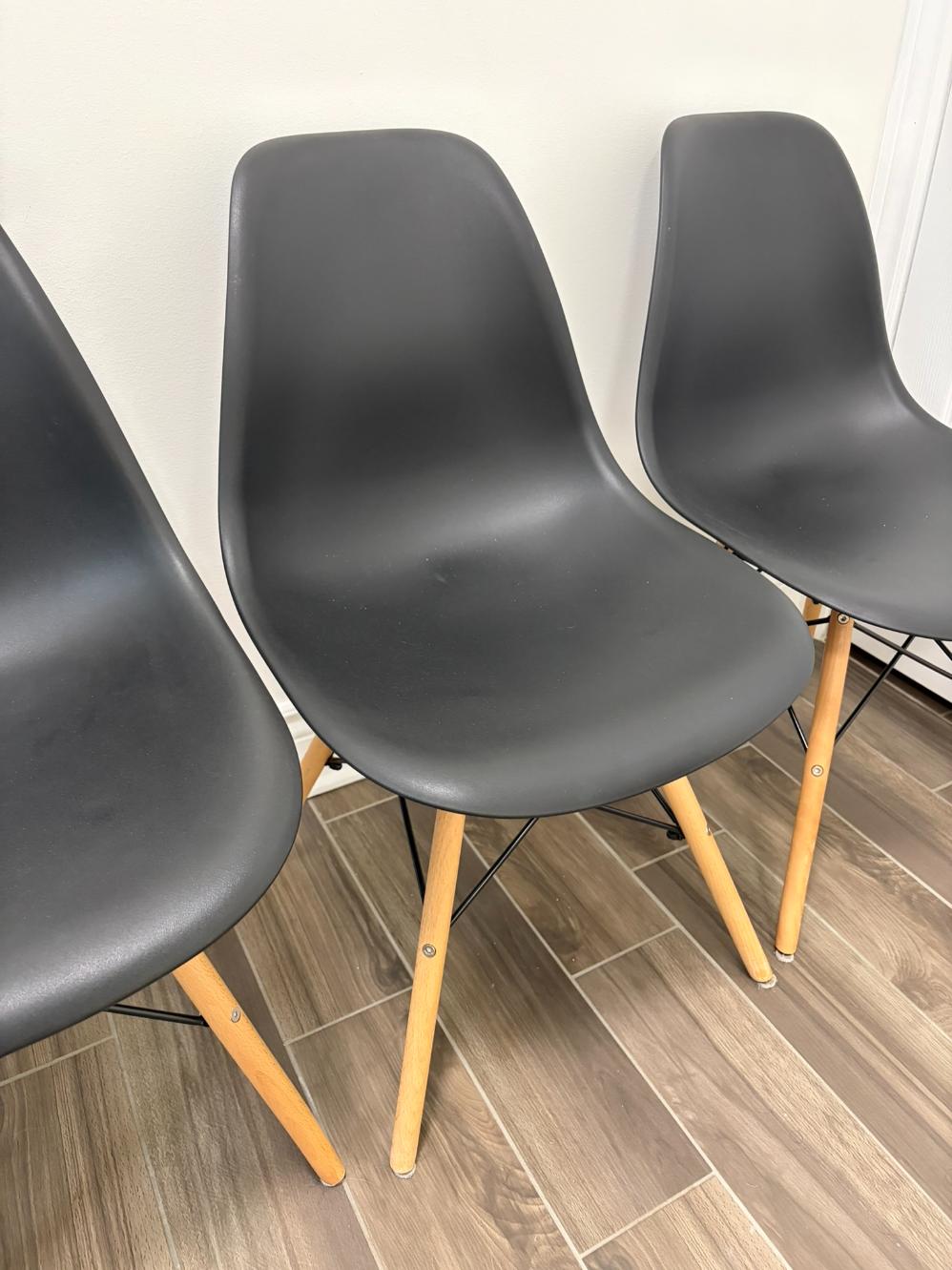 Set of 4 Dining Chairs