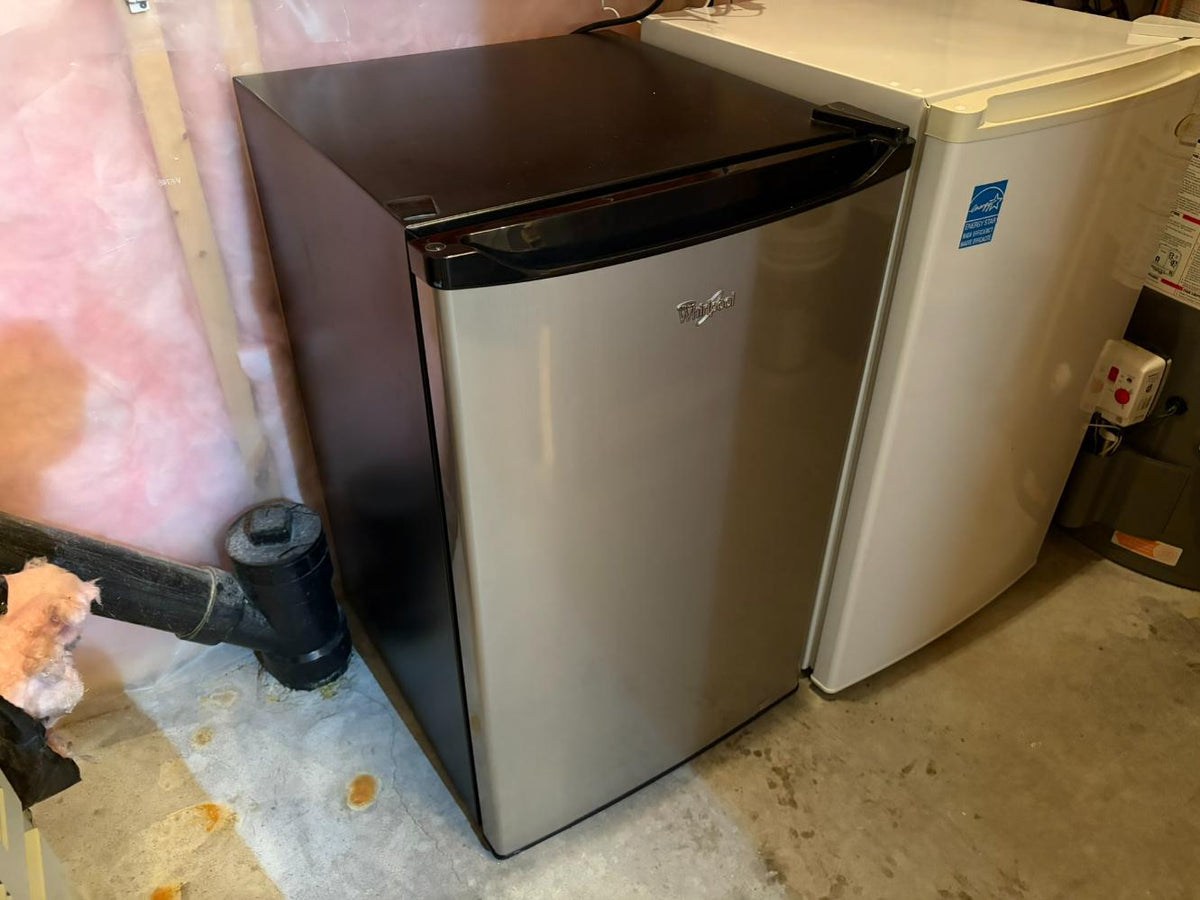 Whirlpool Stainless Bar Fridge WH43S1E