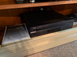 Yamaha CD Player CDC-697
