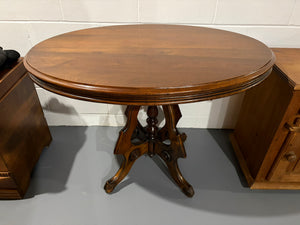 Oval Top Table