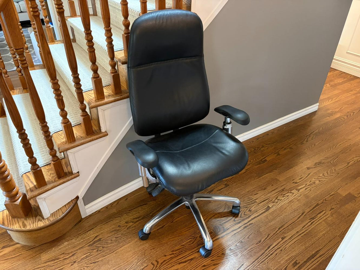 Swivel Armchair Lot #1