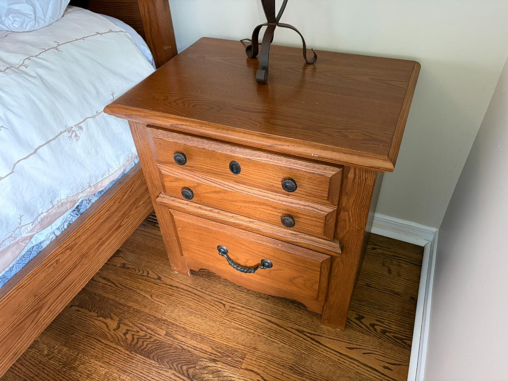 Single Nightstand Lot #
