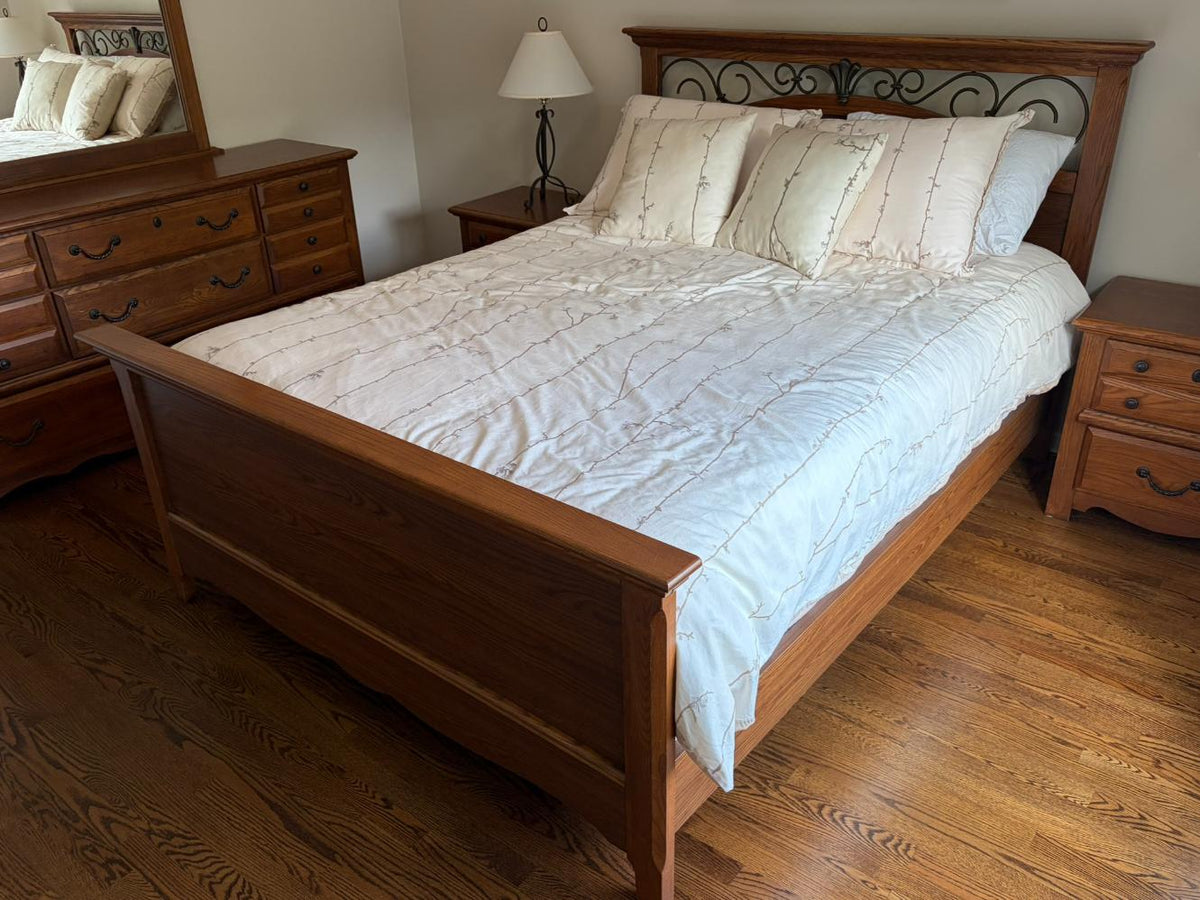 Queen Size Bed Lot