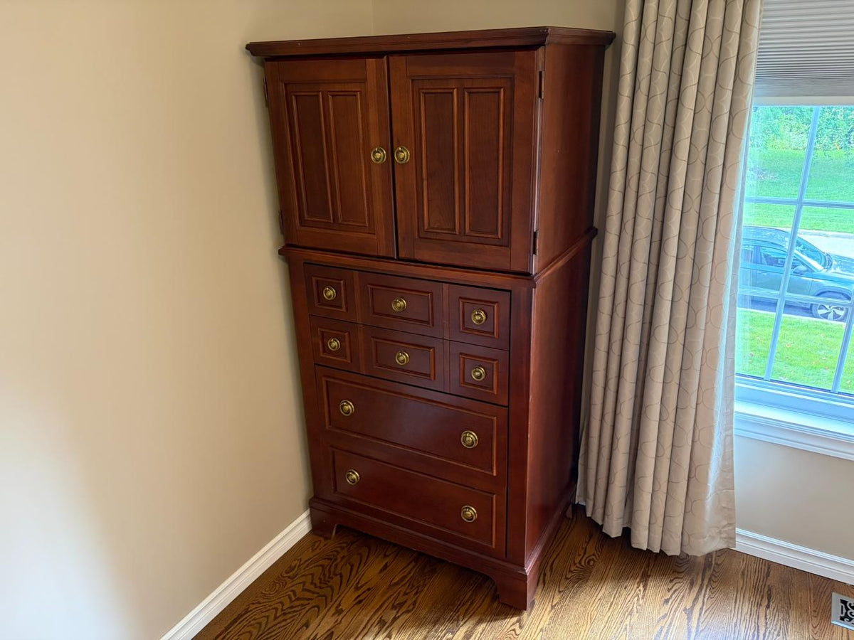 Vaughan-Bassett Wardrobe Lot #