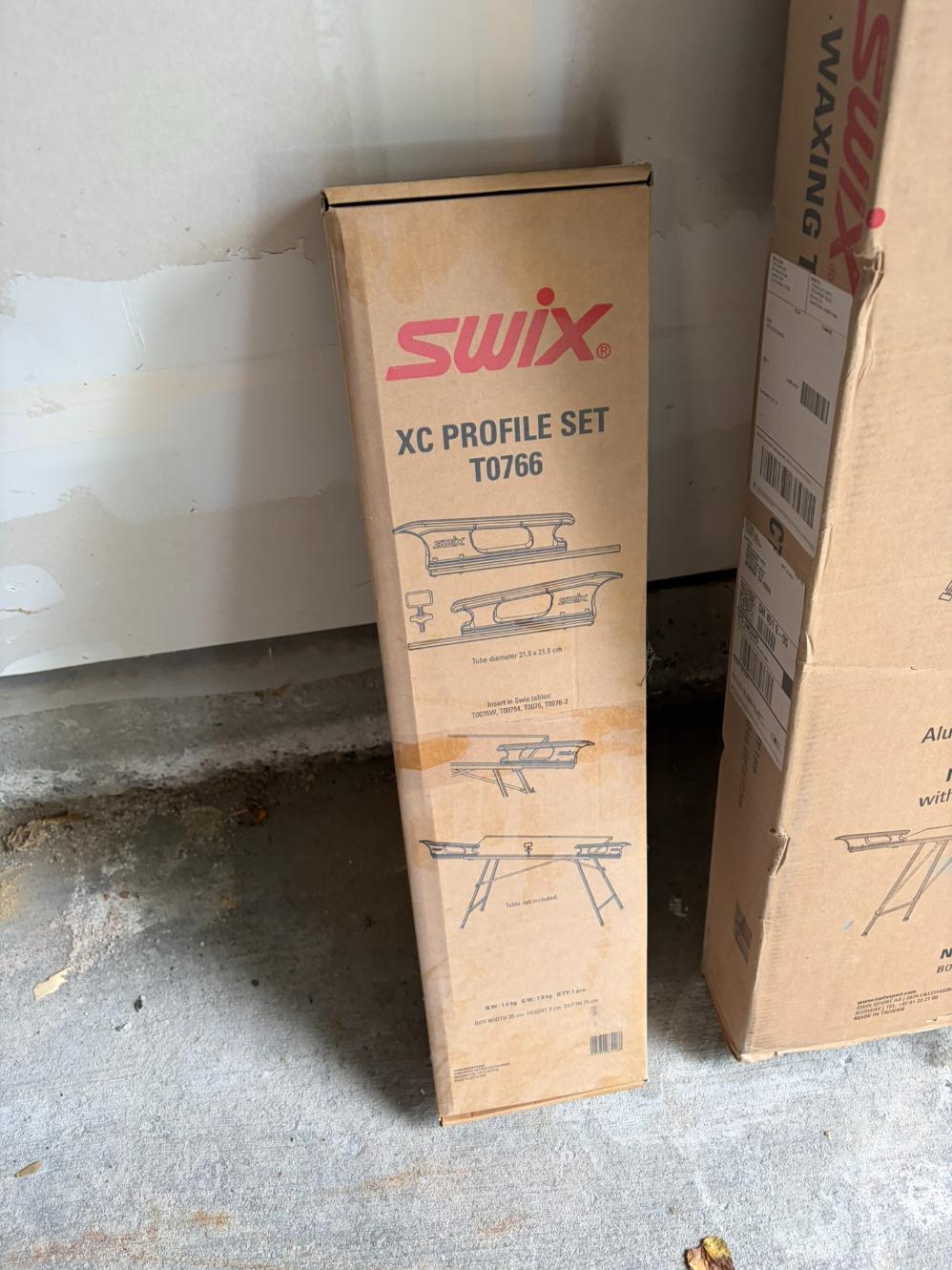 SWIX Ski Waxing Table Lot