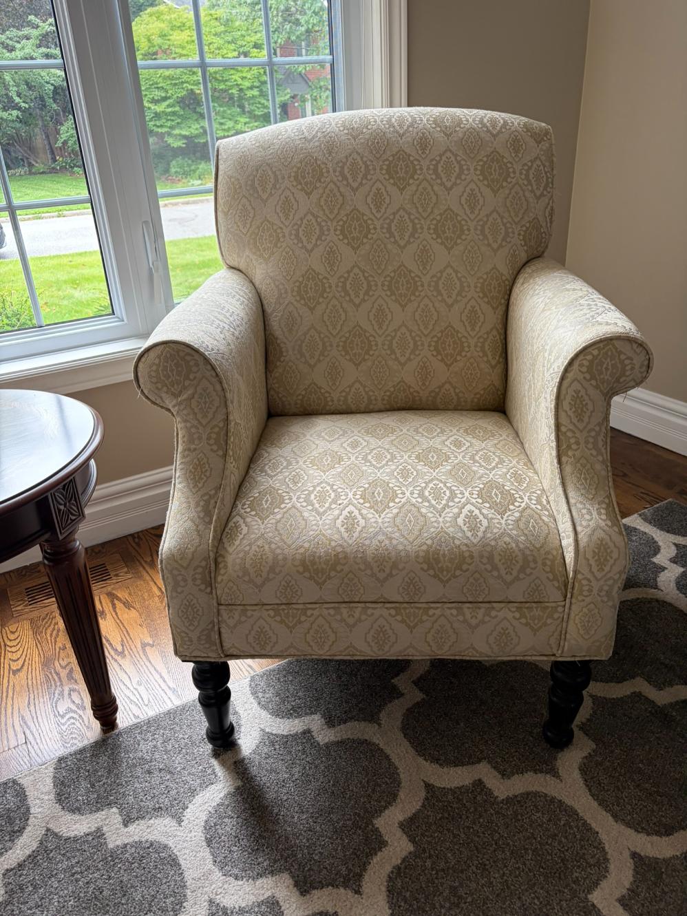 Accent Armchair Lot #2