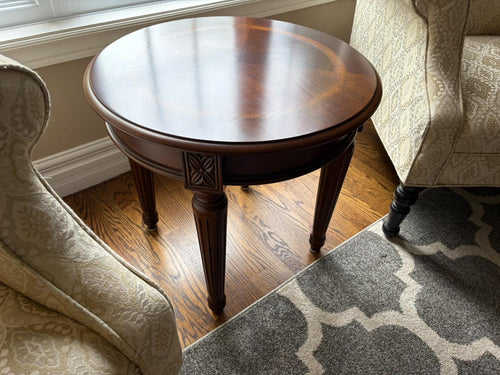 Accent Table
