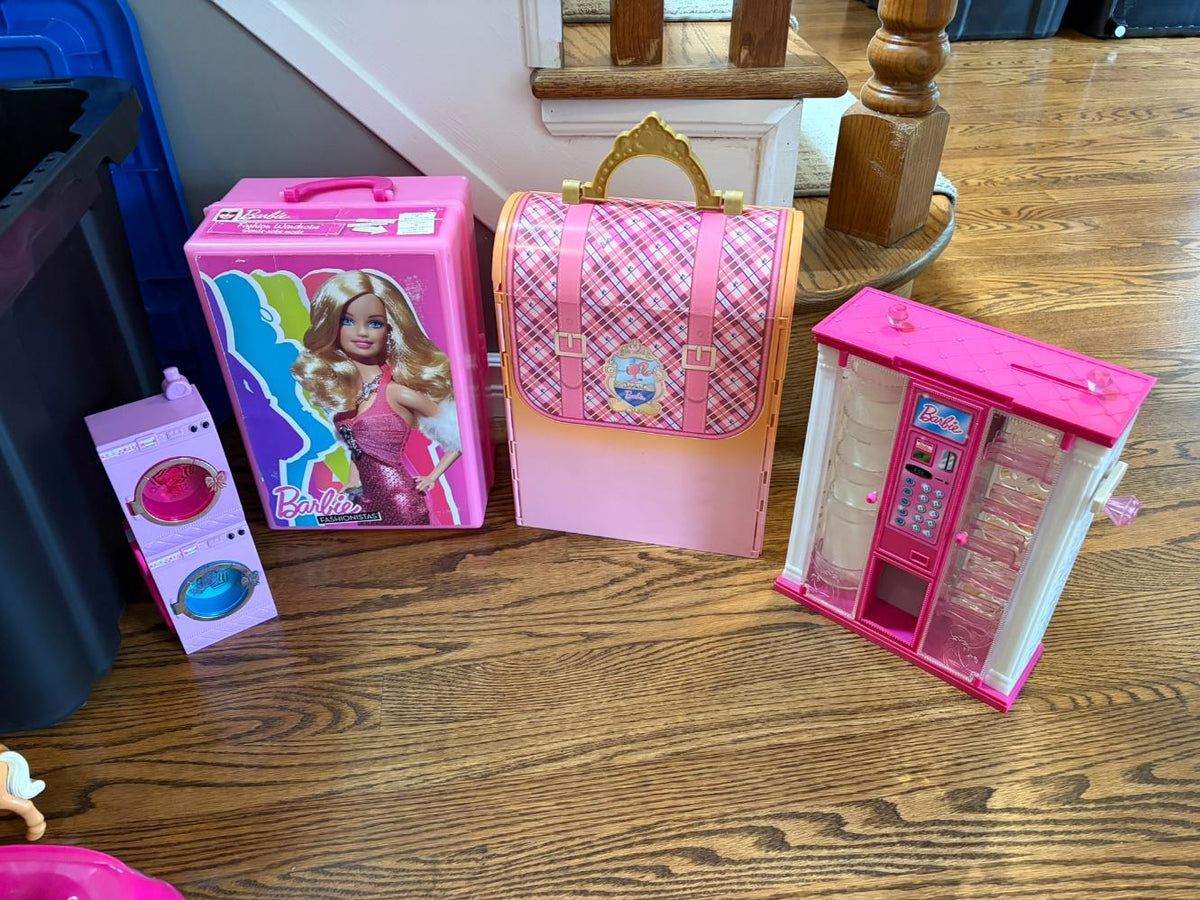 Barbie Lot