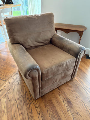 Armchair Lot #1