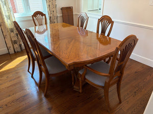 Thomasville Pedestal Dining Set