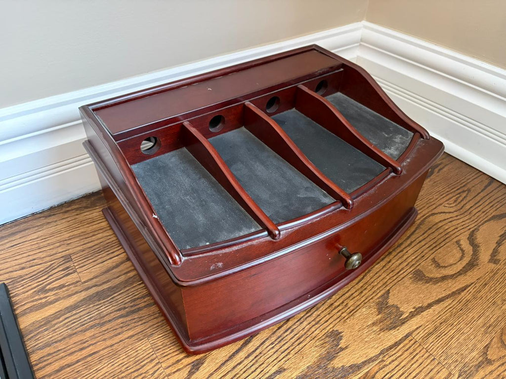 Display Case Lot