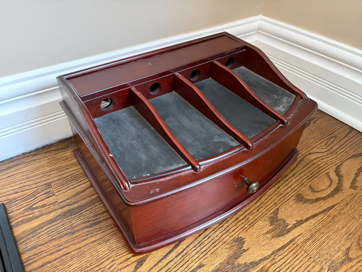 Display Case Lot