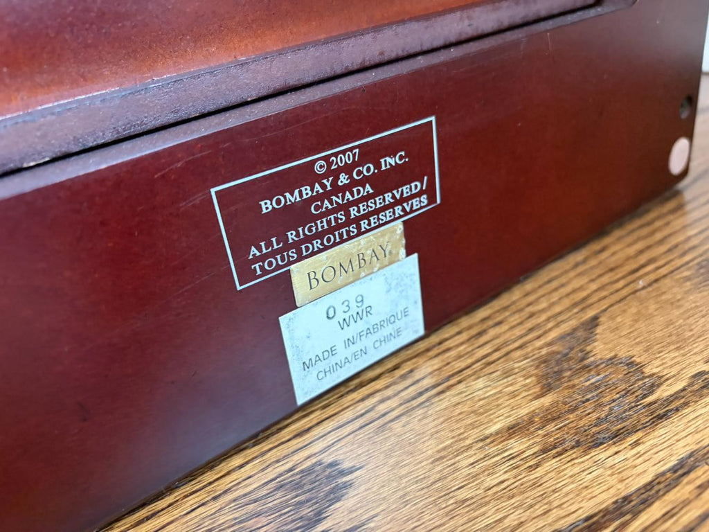 Display Case Lot
