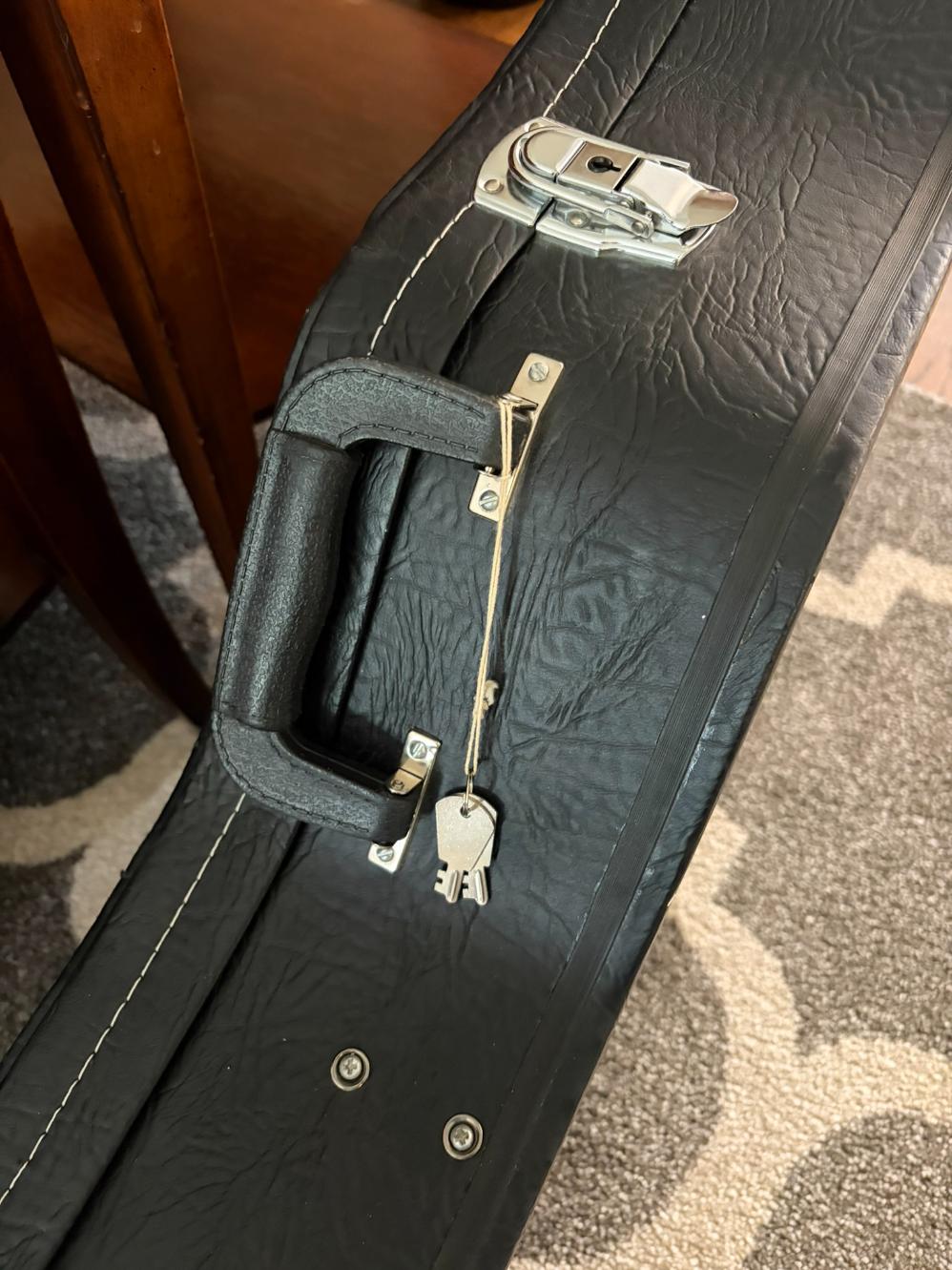 Baron D5 Guitar with Hard Case