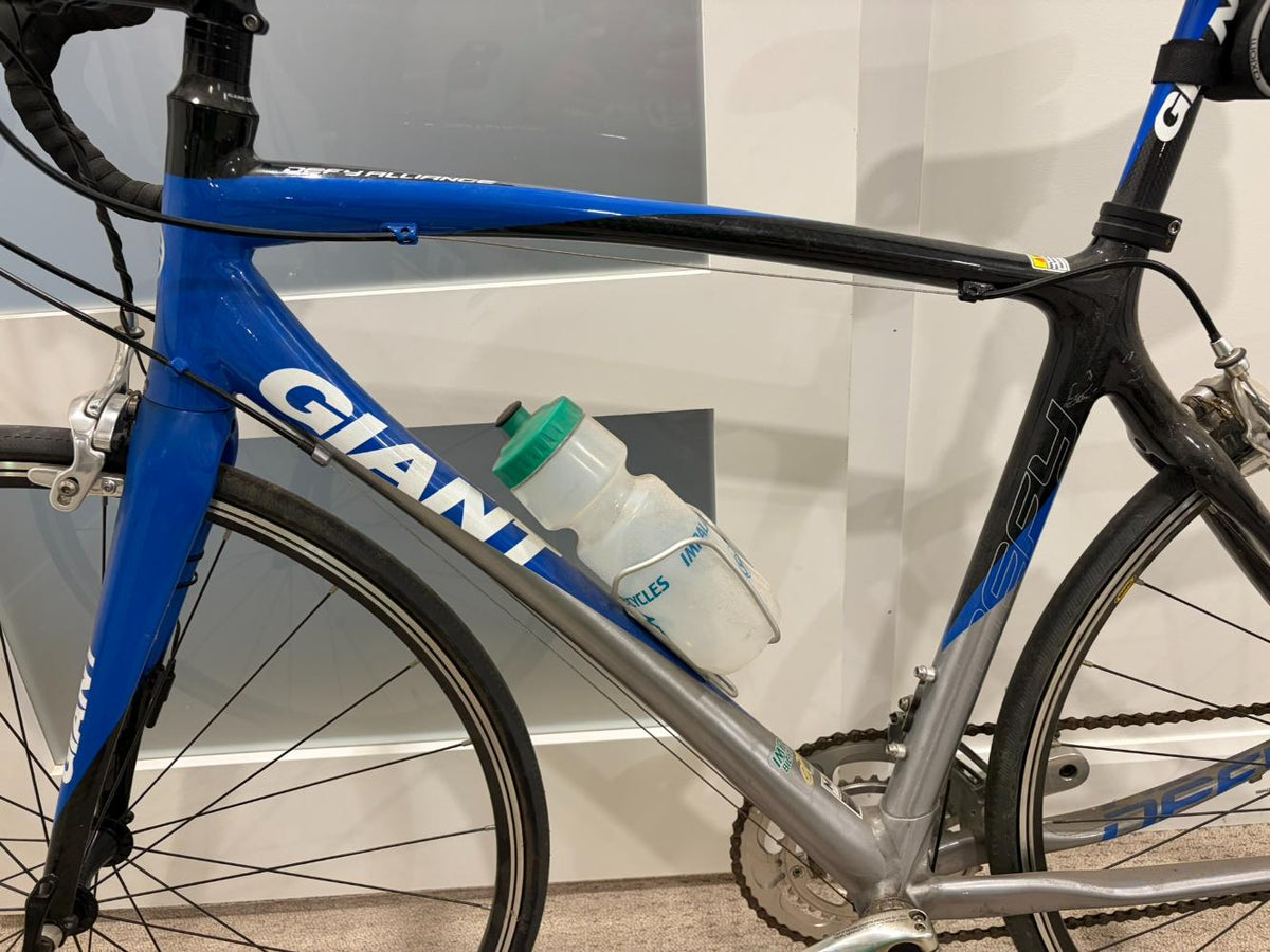 GIANT T6 Defy Alliance Aluminum Compact Road Bicycle