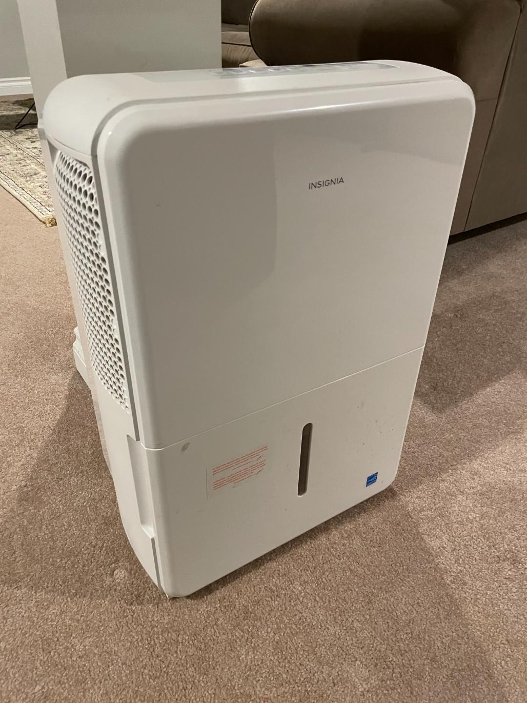 Insignia 35 Pint Digital Dehumidifier – sellmystuffcanadaottawa