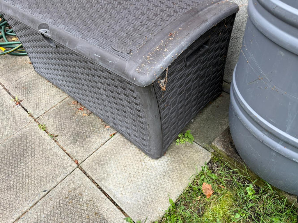 Outdoor Storage Box Lot #