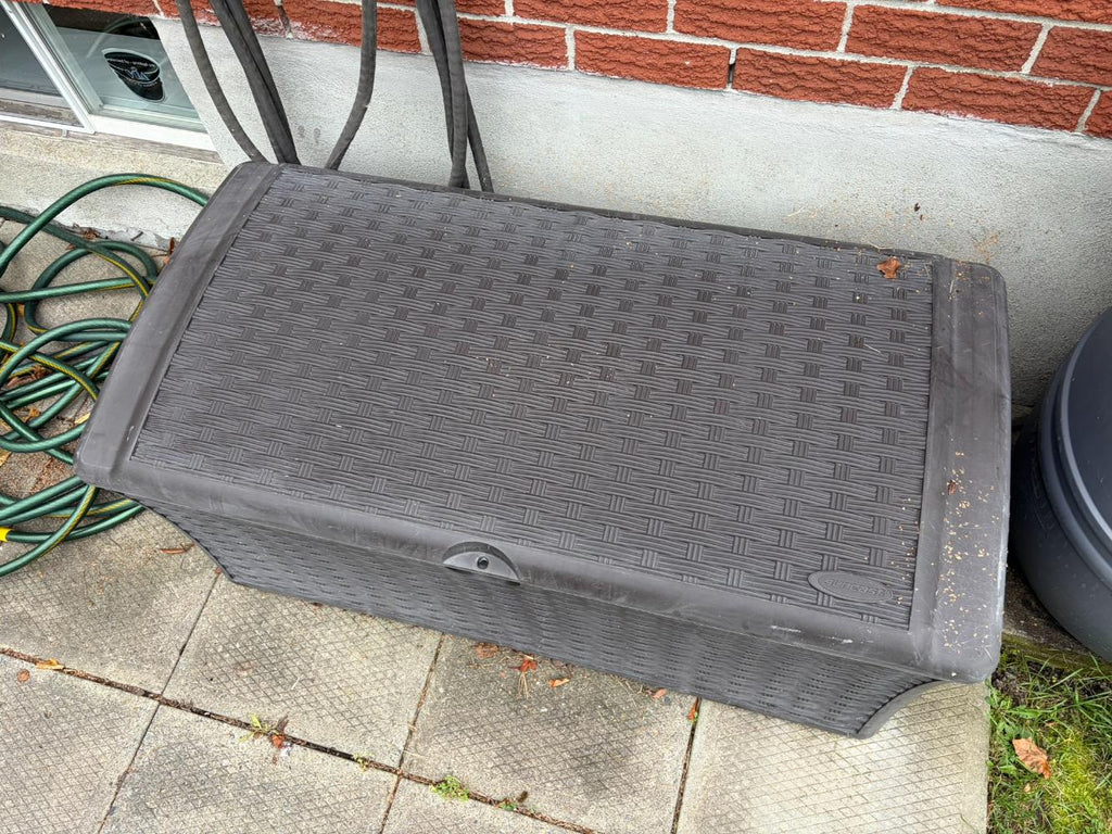 Outdoor Storage Box Lot #