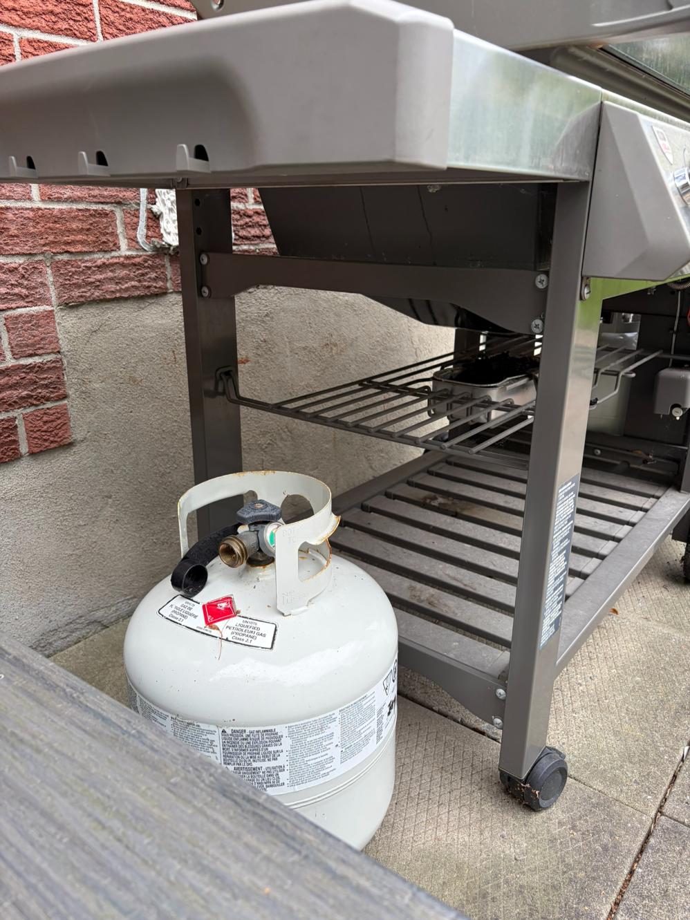 Weber Genesis II E-410 Propane BBQ