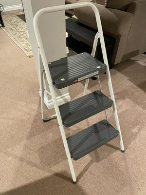 Folding Step Ladder