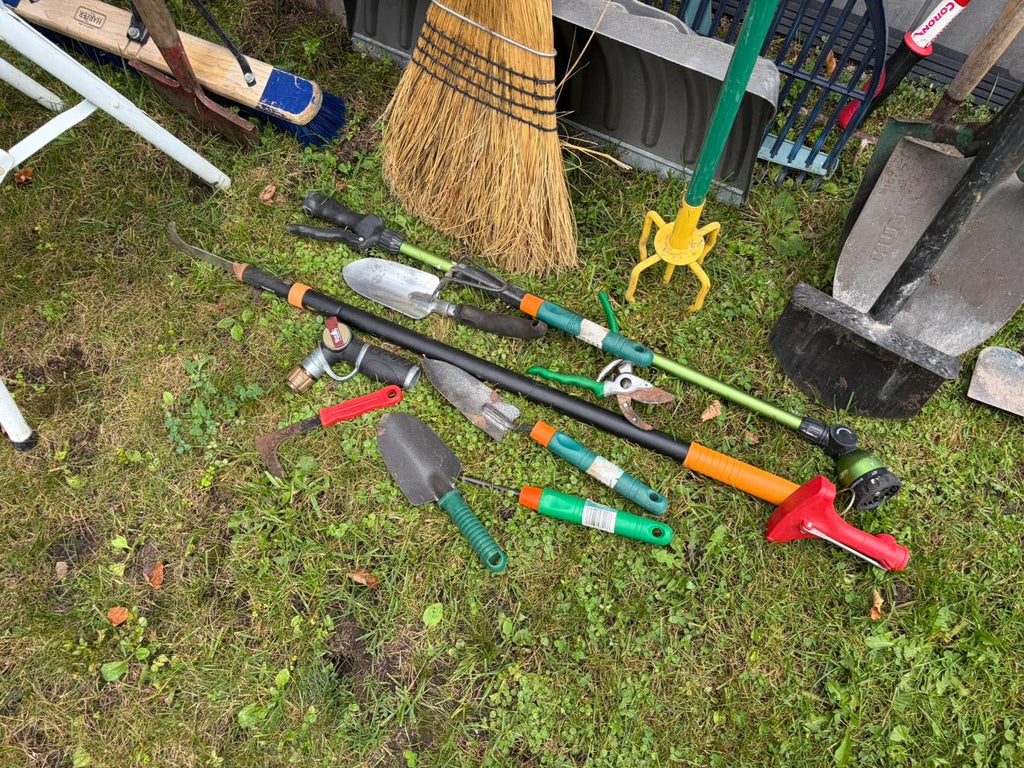Outdoor Tools Lot