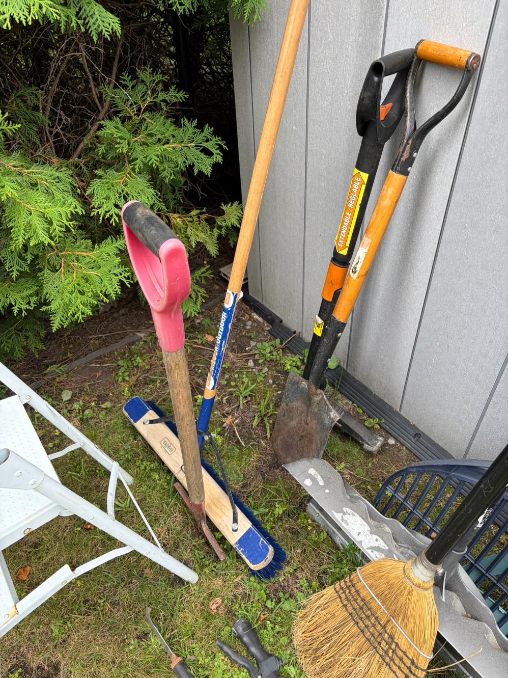 Outdoor Tools Lot