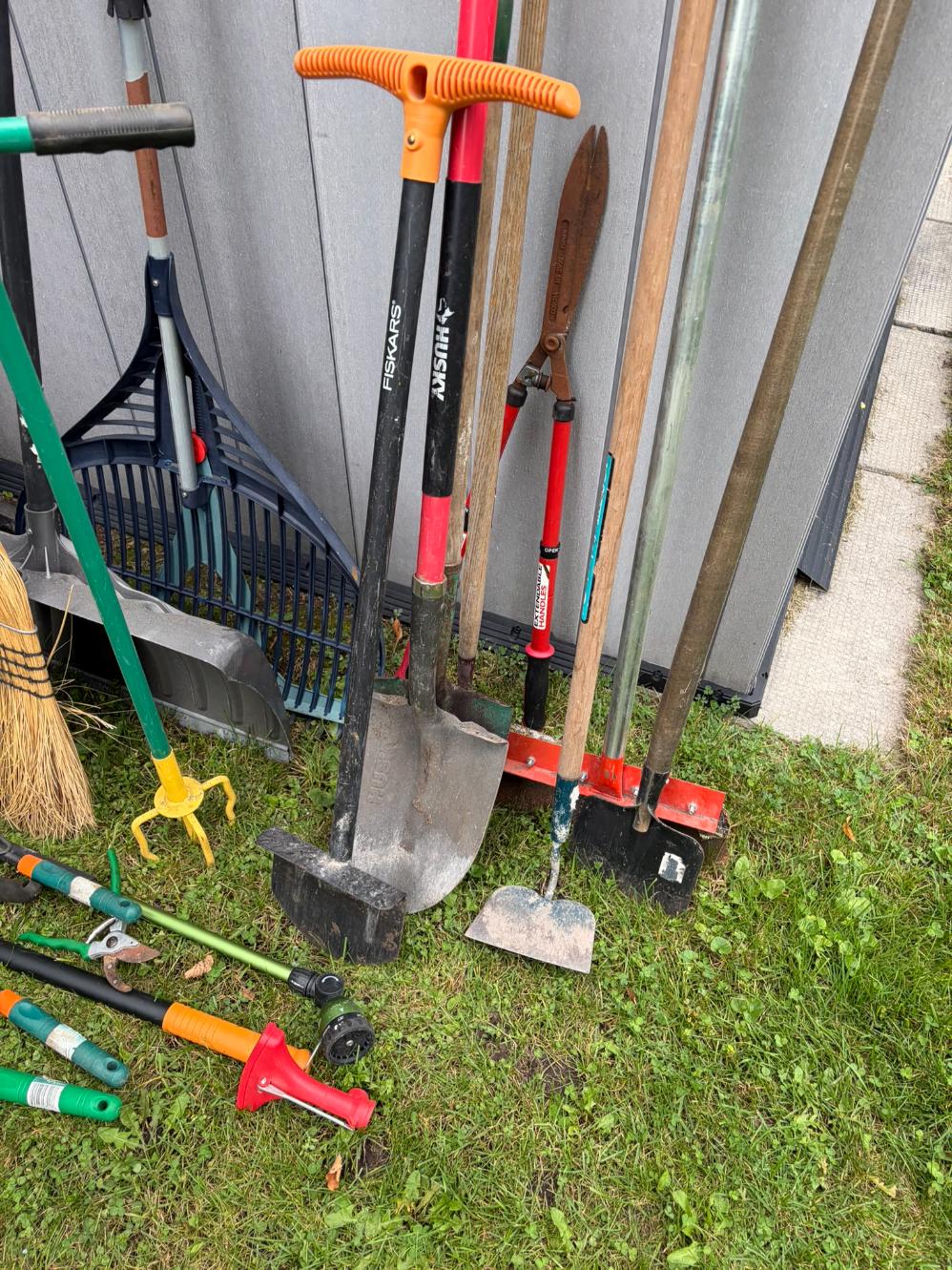 Outdoor Tools Lot