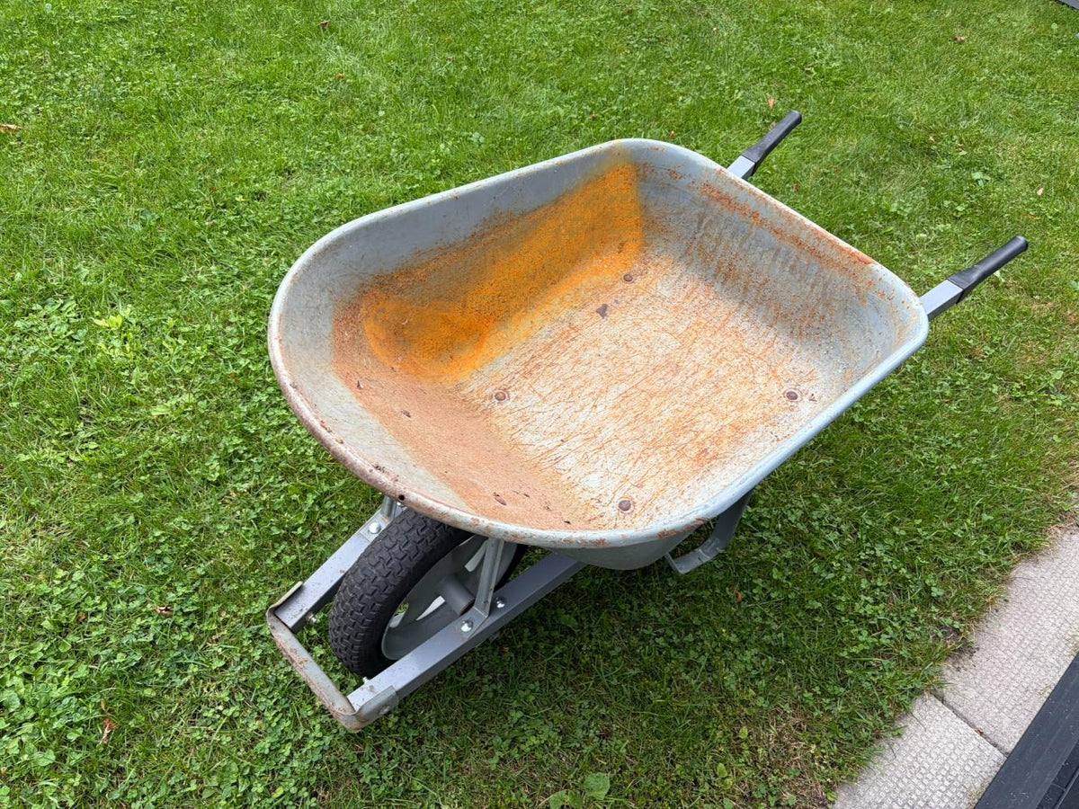 True Temper Wheelbarrow