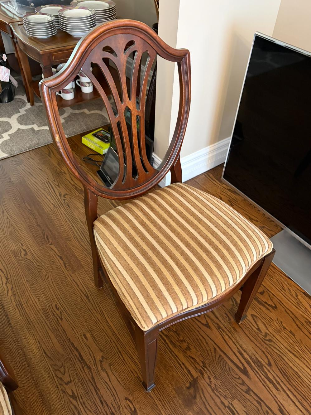 Hespeler Dining Set