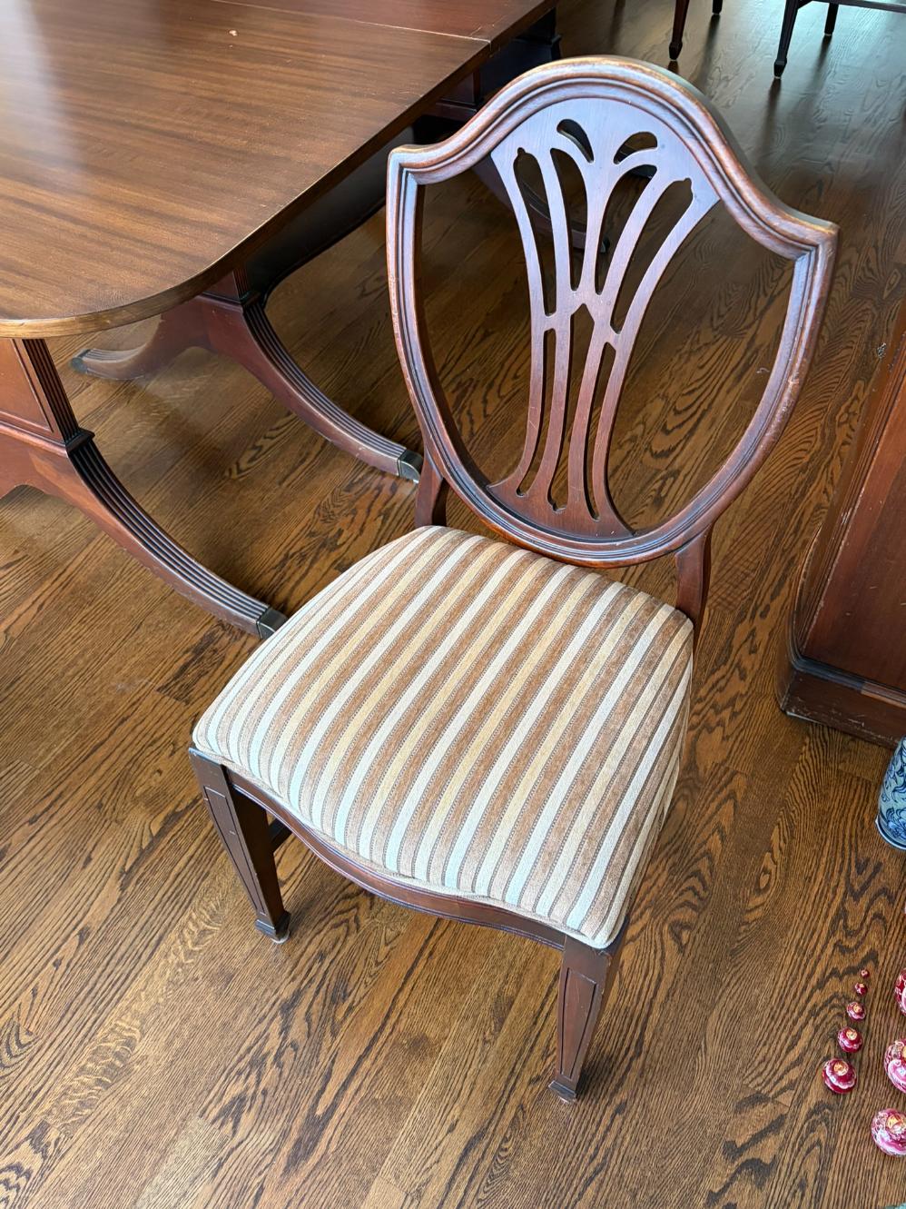 Hespeler Dining Set