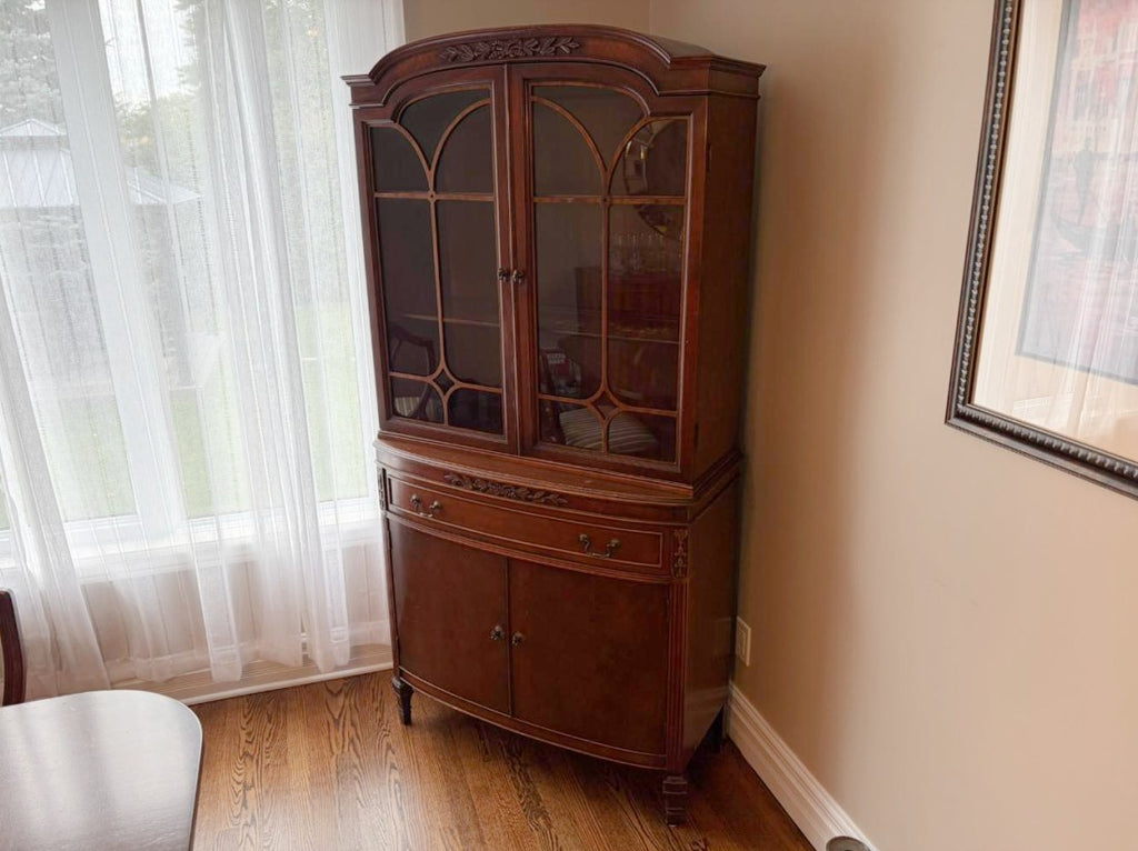 Hespeler Display Hutch