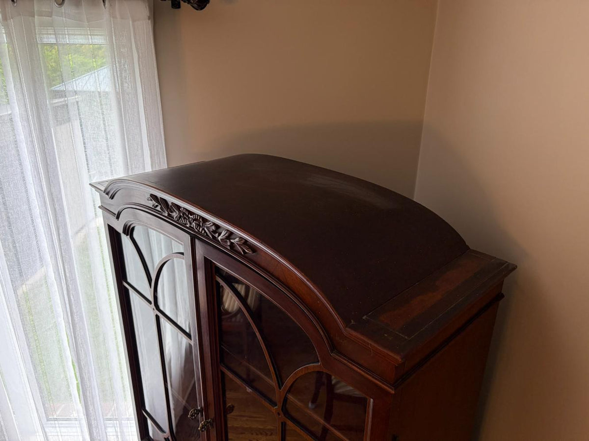 Hespeler Display Hutch